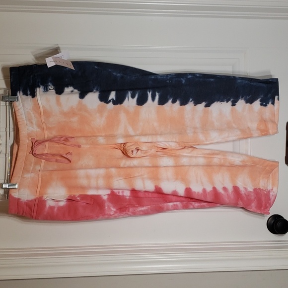 Lane Bryant Capri Sweatpant Jogger - Picture 1 of 7